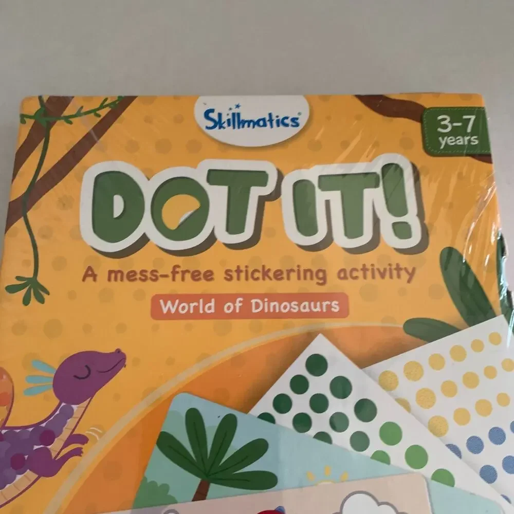 Skillmatics Dot It! World Of Dinosaurs Mess Free Sticker Activity Brand New